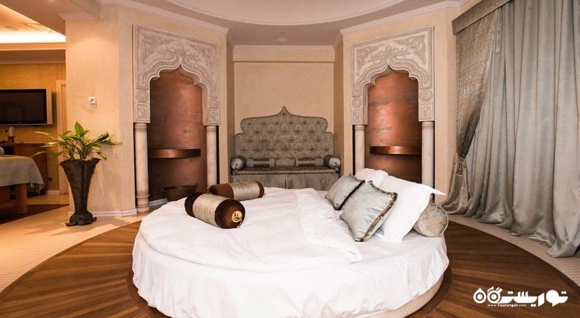 تخت استراحت در مرکز اسپا